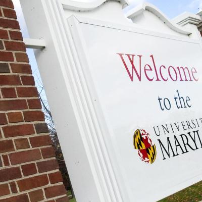 Welcome to UMD sign